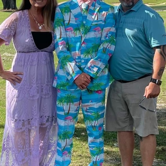 OppoSuit 3 piece Flamingo Print Suit - Picture 3 of 9